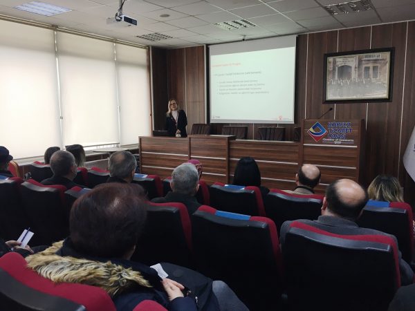 Sanayide Kadın Eli’ projesinin tanıtımı Körfez Ticaret Odası’nda gerçekleştirildi.